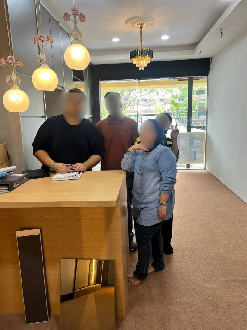 SPA and Deed of Assignment signing for a Bandar Saujana Putra property